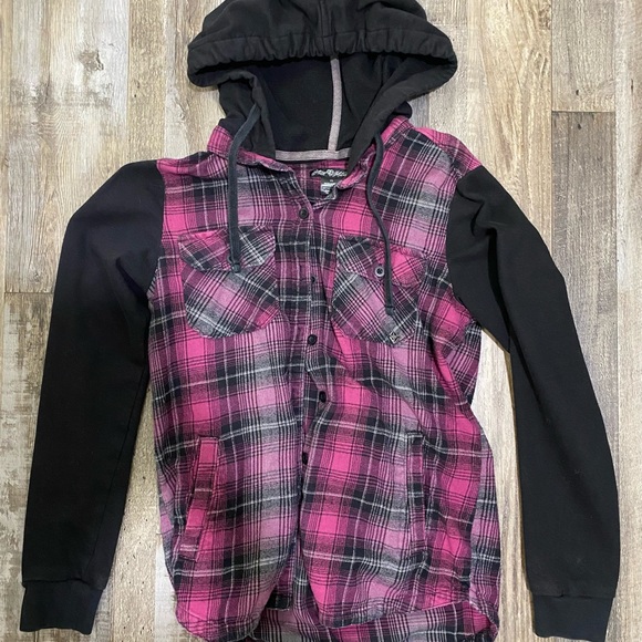 Button up flannel, gently used - Picture 1 of 4